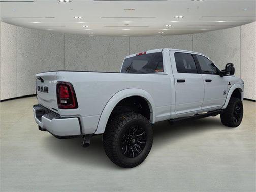 2025 RAM 2500 Big Horn Crew Cab 4x4 6'4' Box