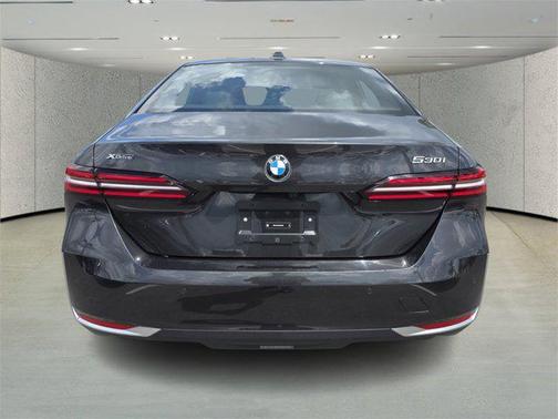 2024 BMW 530 i xDrive