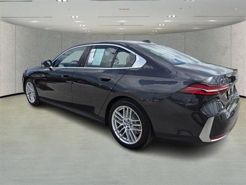 2024 BMW 530 i xDrive