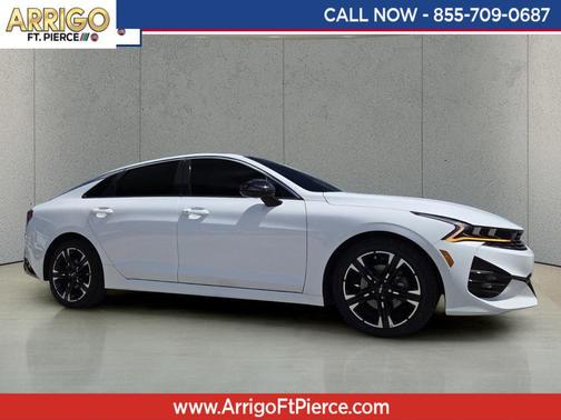 Glacial White Pearl 2023 Kia K5 GT-Line