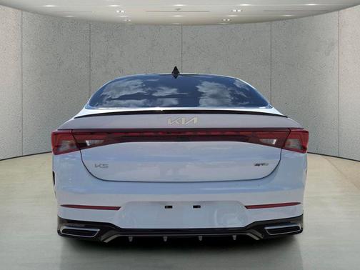 Glacial White Pearl 2023 Kia K5 GT-Line