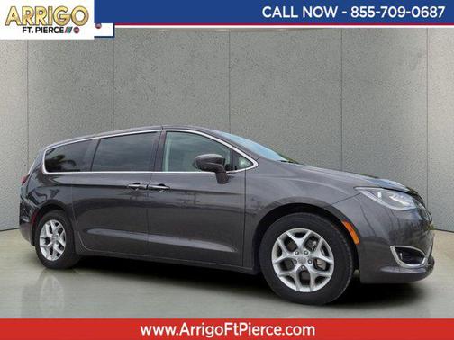 Granite Crystal Metallic Clearcoat 2019 Chrysler Pacifica Touring Plus