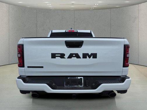 Bright White Clearcoat 2026 RAM 1500 Big Horn/Lone Star