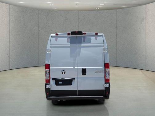 Bright White Clearcoat 2024 RAM ProMaster 2500 Tradesman