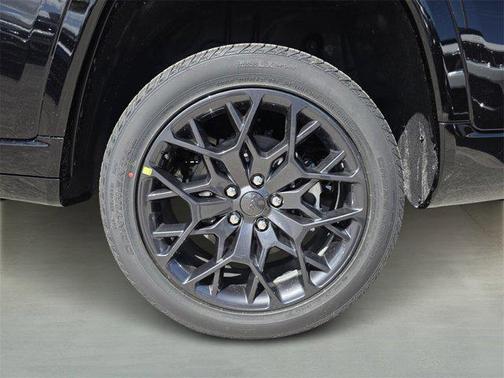 2025 Jeep Grand Cherokee L Summit Reserve