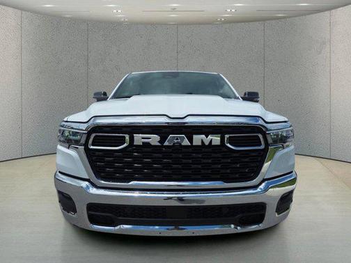 Bright White Clearcoat 2026 RAM 1500 Big Horn/Lone Star