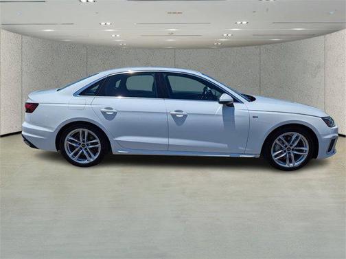 2024 Audi A4 45 S line Premium Plus