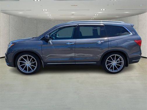 2021 Honda Pilot Touring 8-Passenger