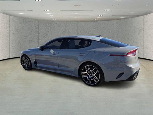 2022 Kia Stinger GT2