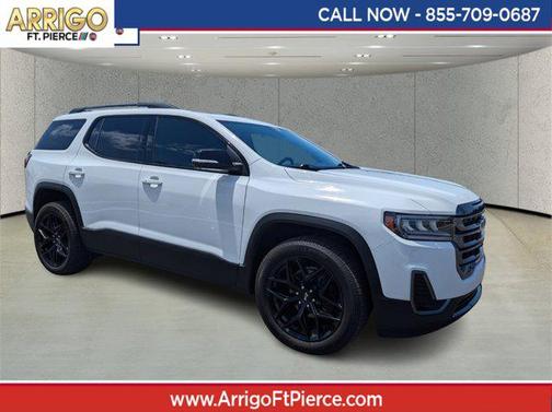 2023 GMC Acadia AWD AT4