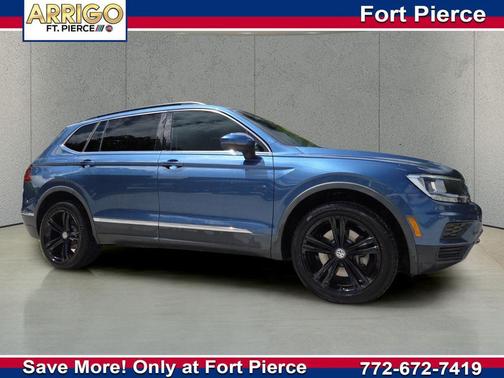 Blue Metallic 2020 Volkswagen Tiguan 2.0T SE