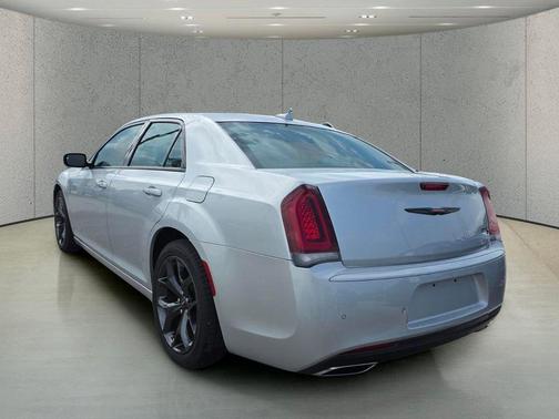 Silver Mist Clearcoat 2023 Chrysler 300 S