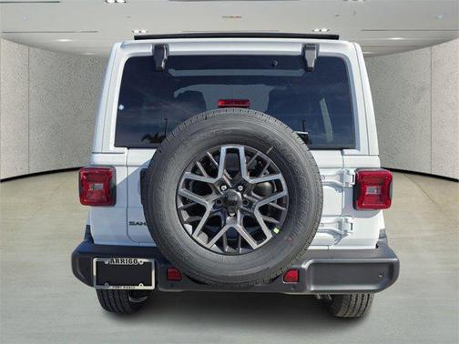 2026 Jeep Wrangler 4-Door Sahara 4x4