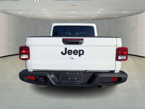 2026 Jeep Gladiator Sport S