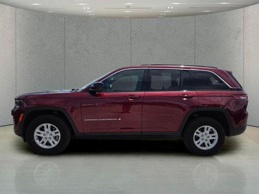Velvet Red Pearlcoat 2024 Jeep Grand Cherokee Laredo