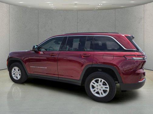 Velvet Red Pearlcoat 2024 Jeep Grand Cherokee Laredo