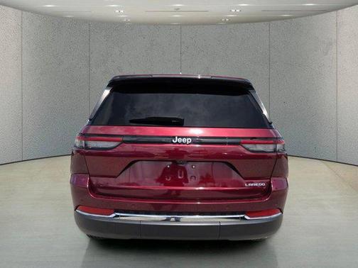 Velvet Red Pearlcoat 2024 Jeep Grand Cherokee Laredo