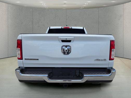 Bright White Clearcoat 2022 RAM 1500 Big Horn/Lone Star