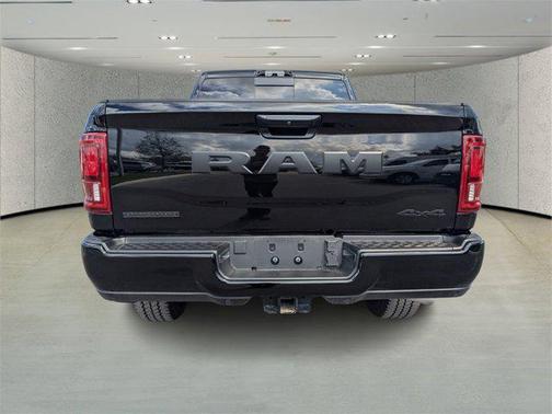 2025 RAM 2500 Big Horn Crew Cab 4x4 6'4' Box