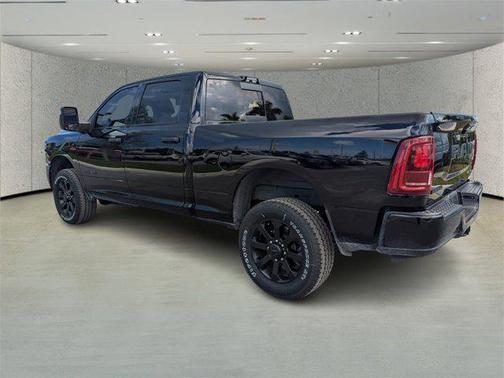 2025 RAM 2500 Big Horn Crew Cab 4x4 6'4' Box