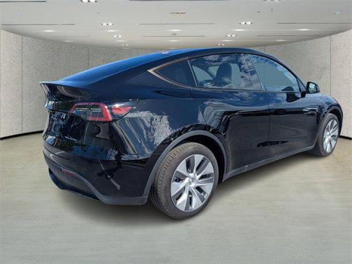 2024 Tesla Model Y Long Range Dual Motor All-Wheel Drive