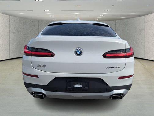 2023 BMW X4 xDrive30i