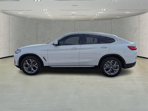2023 BMW X4 xDrive30i