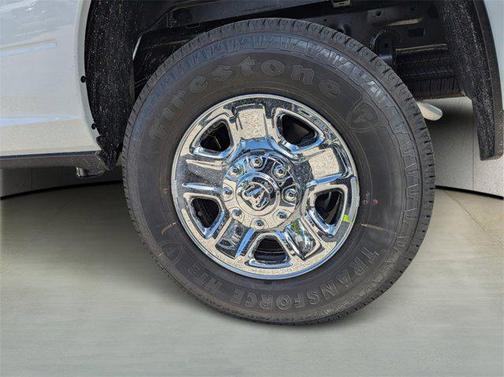 2025 RAM 2500 Tradesman Crew Cab 4x4 8' Box