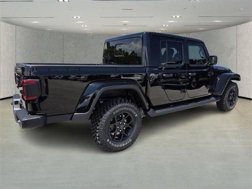 2025 Jeep Gladiator High Tide