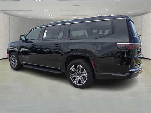 2024 Jeep Wagoneer L Series II 4x2