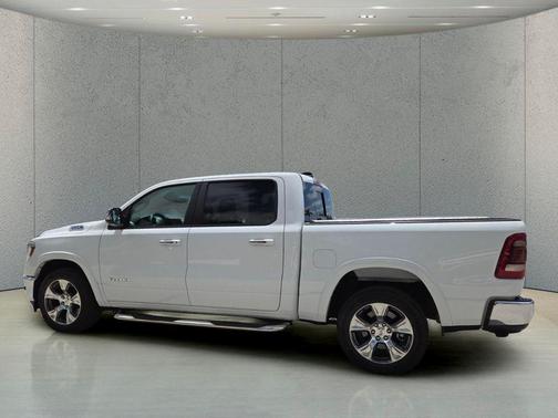 Bright White Clearcoat 2021 RAM 1500 Laramie