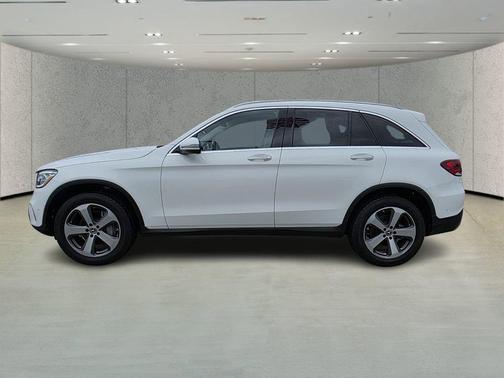 Polar White 2022 Mercedes-Benz GLC 300 Base