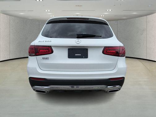 Polar White 2022 Mercedes-Benz GLC 300 Base