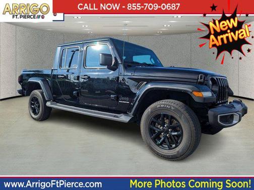 2023 Jeep Gladiator Sport S