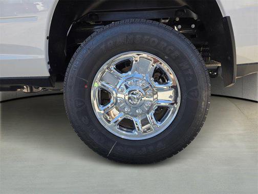 2026 RAM 2500 Tradesman Crew Cab 4x4 8' Box