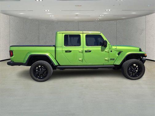 2025 Jeep Gladiator Nighthawk