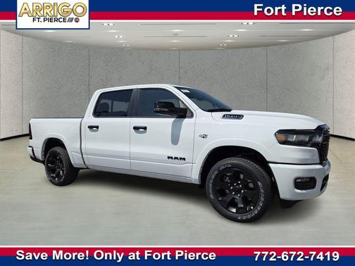 Bright White Clearcoat 2026 RAM 1500 Big Horn/Lone Star