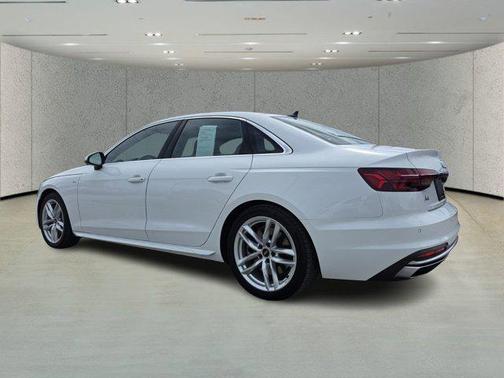 2024 Audi A4 45 S line Premium Plus