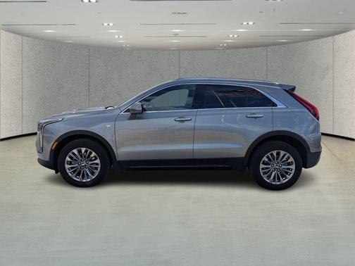 Argent Silver Metallic 2024 Cadillac XT4 Premium Luxury