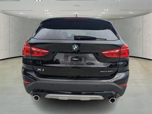 2021 BMW X1 sDrive28i