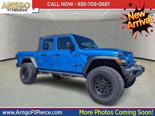 2021 Jeep Gladiator Sport