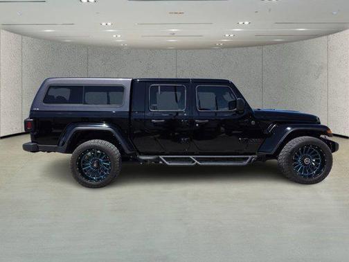2024 Jeep Gladiator Nighthawk