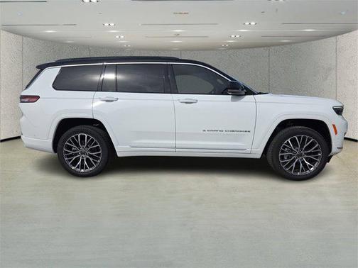 2025 Jeep Grand Cherokee L Summit Reserve