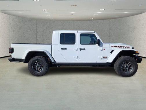 2026 Jeep Gladiator Mojave X 4x4