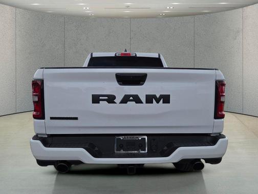 Bright White Clearcoat 2026 RAM 1500 Big Horn/Lone Star