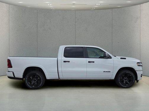 Bright White Clearcoat 2026 RAM 1500 Big Horn/Lone Star