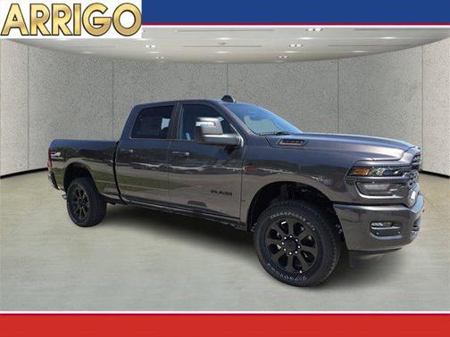 2025 RAM 3500 Big Horn Crew Cab 4x4 6'4' Box