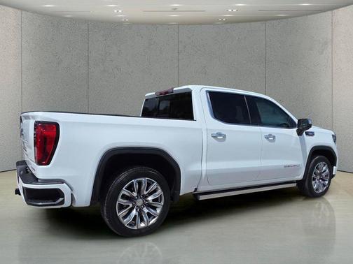 Summit White 2023 GMC Sierra 1500 Denali