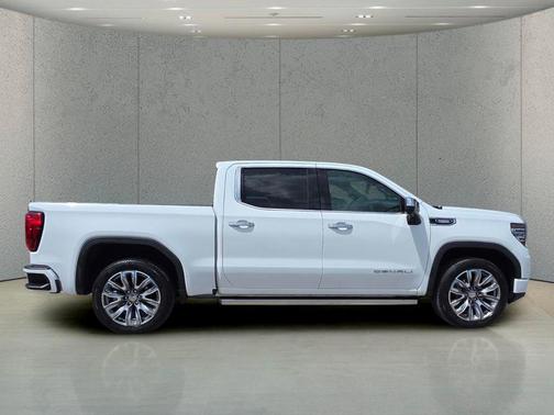 Summit White 2023 GMC Sierra 1500 Denali