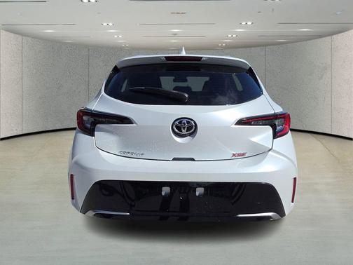 Wind Chill Pearl 2023 Toyota Corolla XSE